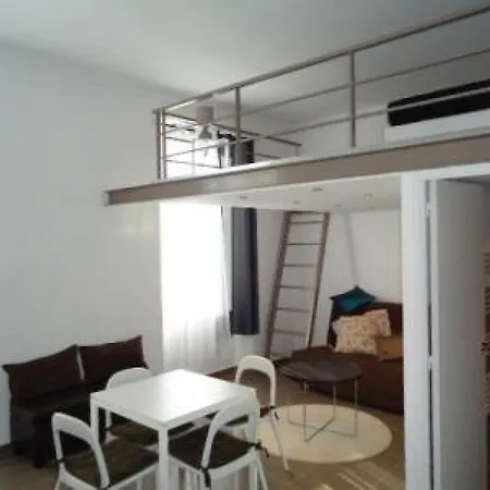 Borniol Loft Apartment *